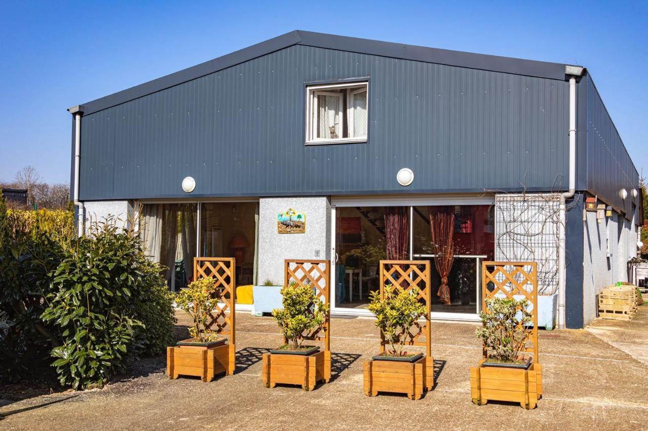 Maison Entière Moderne Hébergement de vacances Renwez
